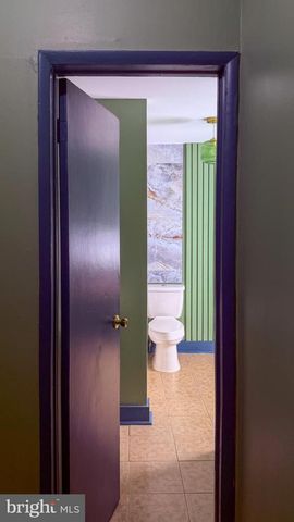 2213 E THOMPSON ST, Philadelphia, PA 19125