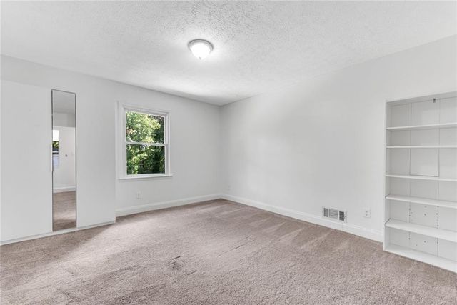 706 Ketchem Drive, Marietta, GA 30066
