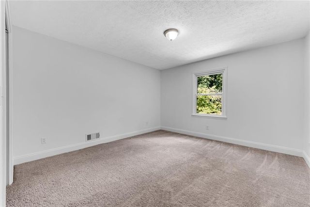 706 Ketchem Drive, Marietta, GA 30066