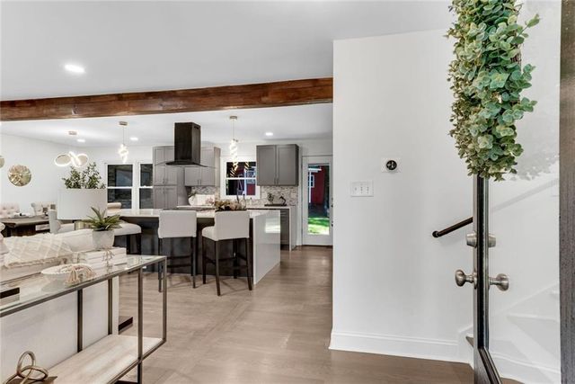 706 Ketchem Drive, Marietta, GA 30066
