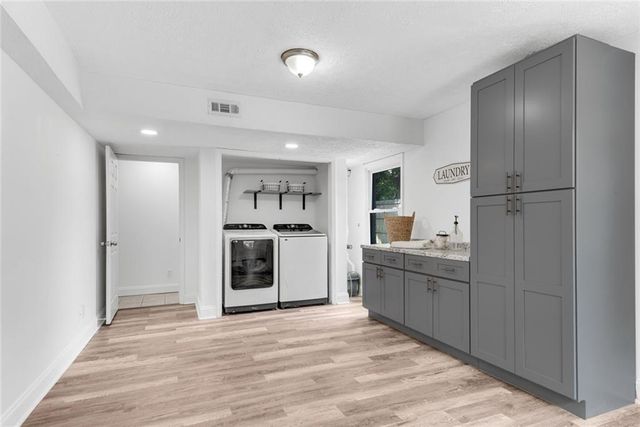 706 Ketchem Drive, Marietta, GA 30066