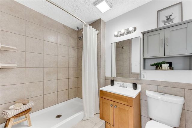 706 Ketchem Drive, Marietta, GA 30066
