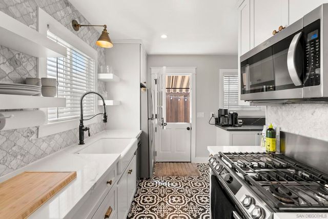 4730 Oregon St, San Diego, CA 92116