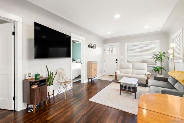 4730 Oregon St, San Diego, CA 92116