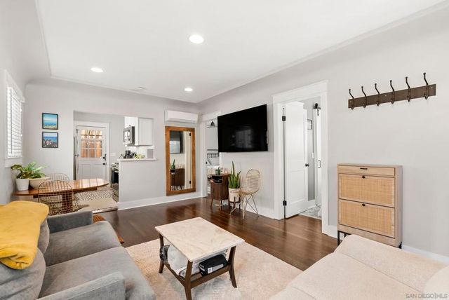 4730 Oregon St, San Diego, CA 92116