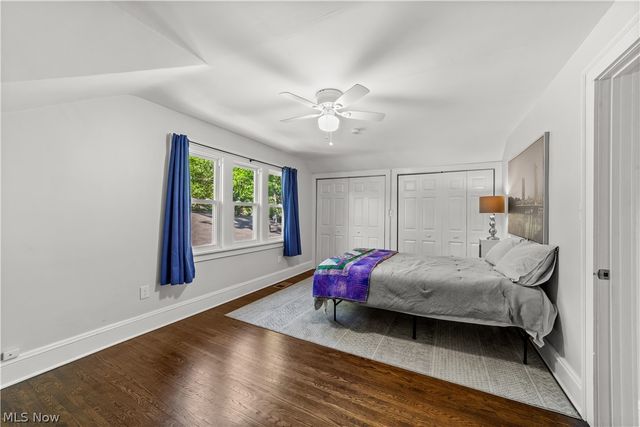 560 Elmwood Road, Bay Village, OH 44140
