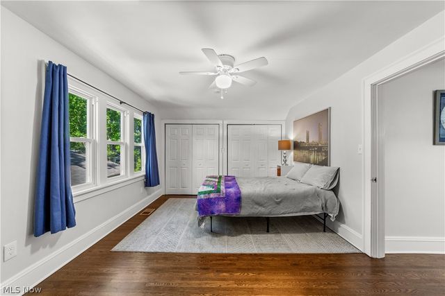 560 Elmwood Road, Bay Village, OH 44140