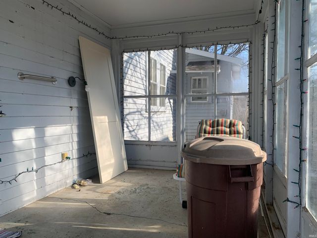 1208 N Jefferson Street, Hartford City, IN 47348