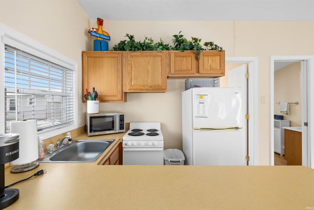 42 EMS B63 Lane, Warsaw, IN 46582