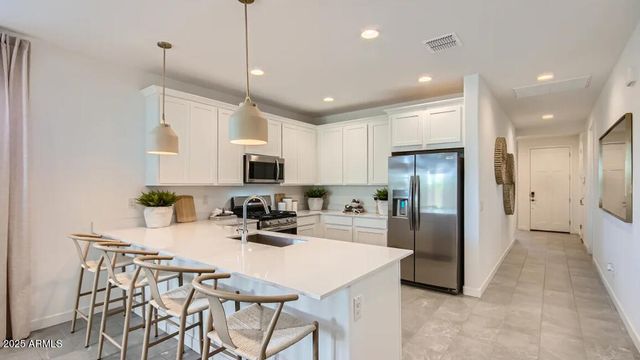 4545 E KENNETH Lane, San Tan Valley, AZ 85143