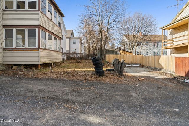 569 Washington Avenue, Albany, NY 12206