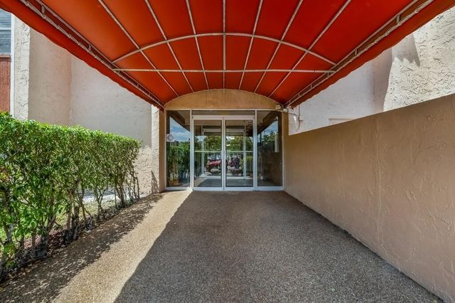 8280 SW 24TH Street 7210, North Lauderdale, FL 33068