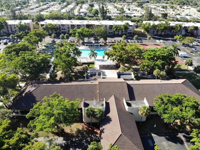 8280 SW 24TH Street 7210, North Lauderdale, FL 33068