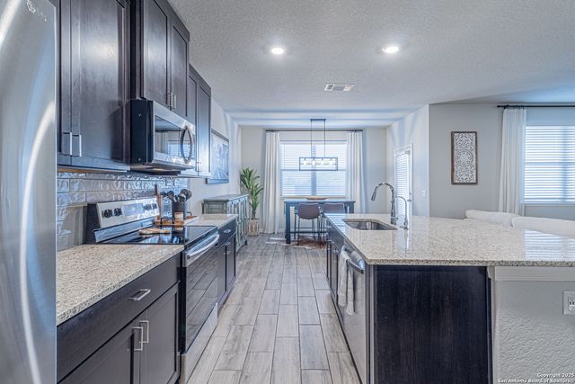 205 Pudu Trl, Cibolo, TX 78108