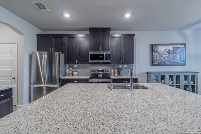 205 Pudu Trl, Cibolo, TX 78108