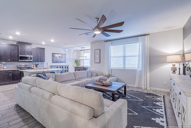 205 Pudu Trl, Cibolo, TX 78108