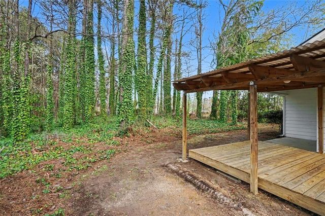 1496 Arnold Drive, Lawrenceville, GA 30043