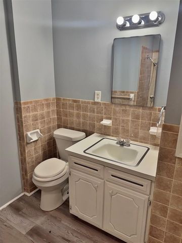 5106 NW Cherry Ave, Lawton, OK 73505