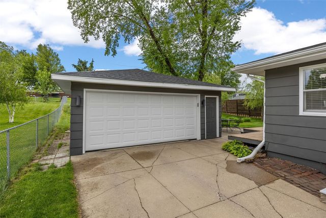 2765 23rd Avenue, Marion, IA 52302