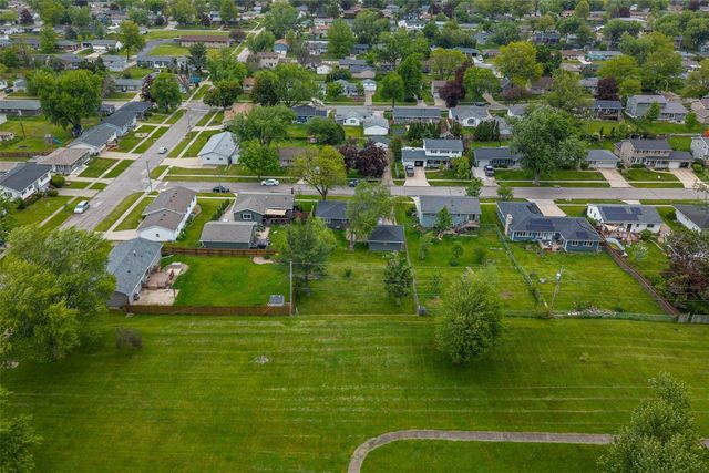 2765 23rd Avenue, Marion, IA 52302