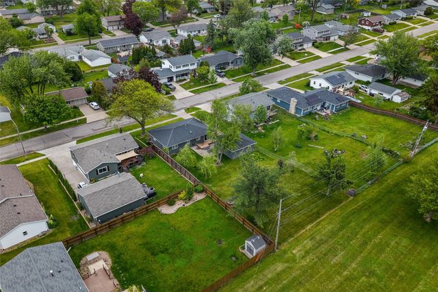 2765 23rd Avenue, Marion, IA 52302