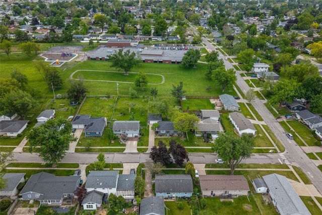 2765 23rd Avenue, Marion, IA 52302