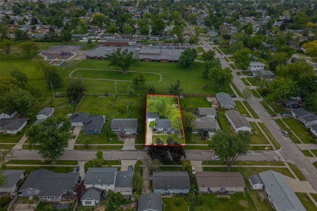 2765 23rd Avenue, Marion, IA 52302