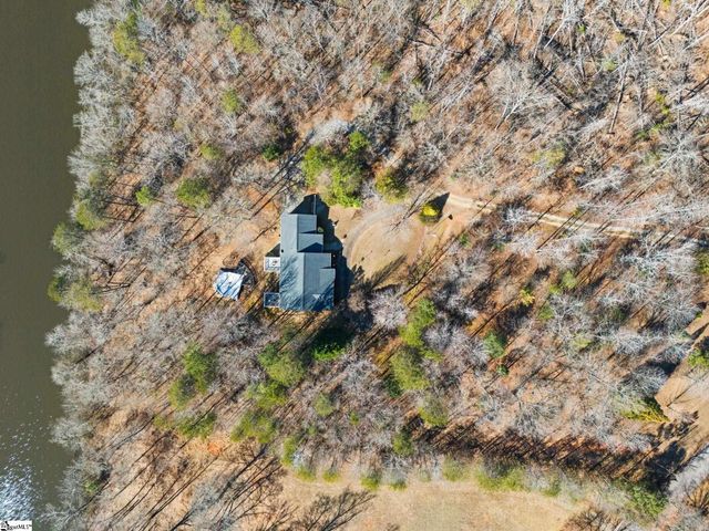 132 Englewood Drive, Inman, SC 29349