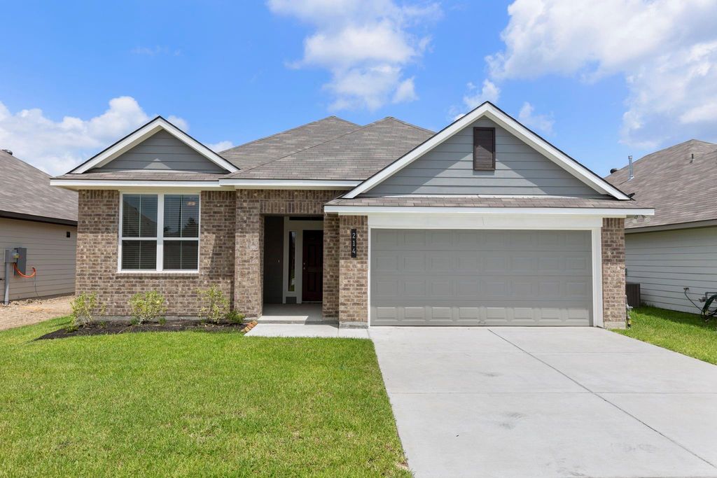 214 New Dawn Trail, Huntsville, TX 77320