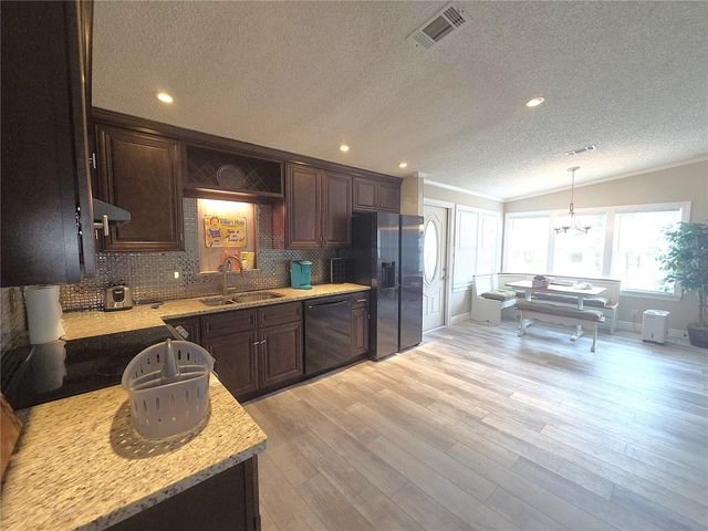 332 VICTORIA DRIVE, Haines City, FL 33844