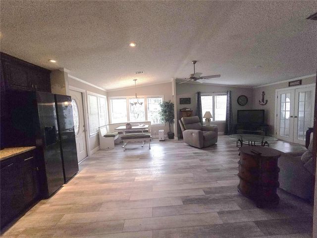 332 VICTORIA DRIVE, Haines City, FL 33844