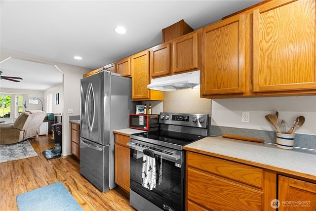 17811 Gilbert Street SE, Tenino, WA 98589