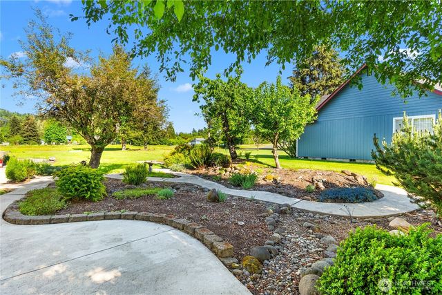 17811 Gilbert Street SE, Tenino, WA 98589