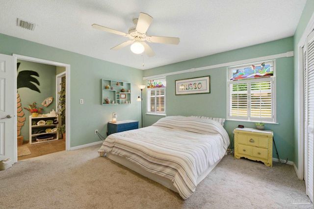 10827 Berryhill Rd, Pensacola, FL 32506