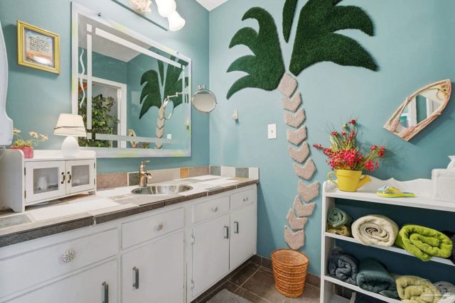10827 Berryhill Rd, Pensacola, FL 32506