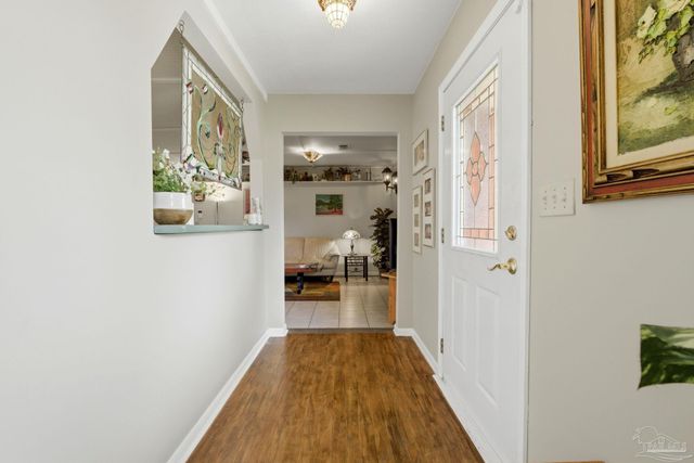 10827 Berryhill Rd, Pensacola, FL 32506