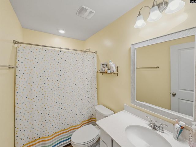 684 Dundee Court, Lexington, SC 29073