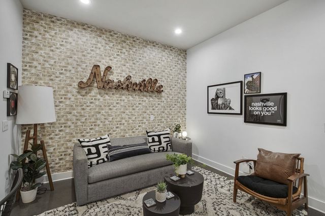 210 30th Ave N Apt 202, Nashville, TN 37203