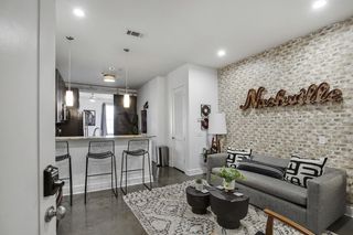 210 30th Ave N Apt 202, Nashville, TN 37203