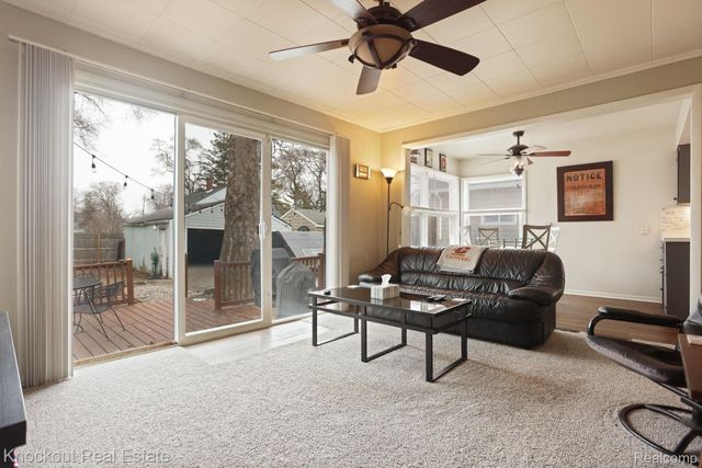 1806 Mackinaw Street, Saginaw, MI 48602