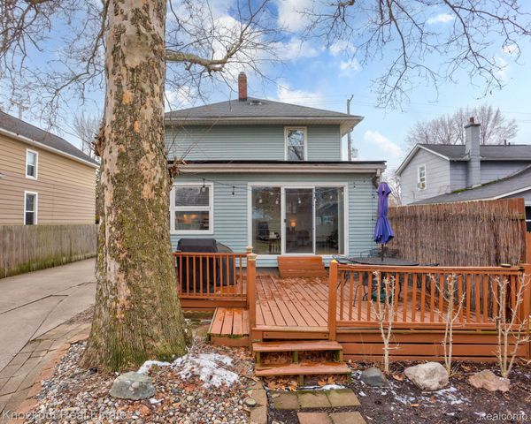 1806 Mackinaw Street, Saginaw, MI 48602