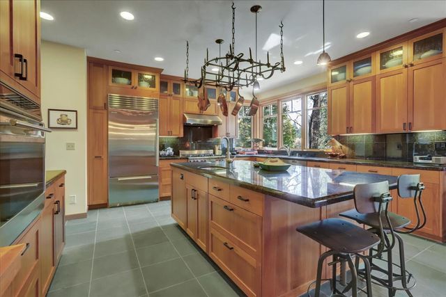 464 Monroe St, Nevada City, CA 95959