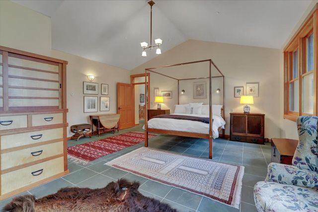 464 Monroe St, Nevada City, CA 95959