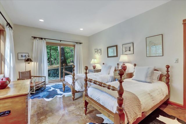 464 Monroe St, Nevada City, CA 95959