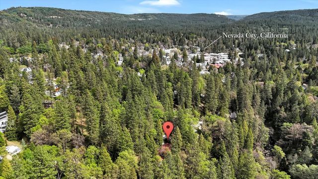 464 Monroe St, Nevada City, CA 95959