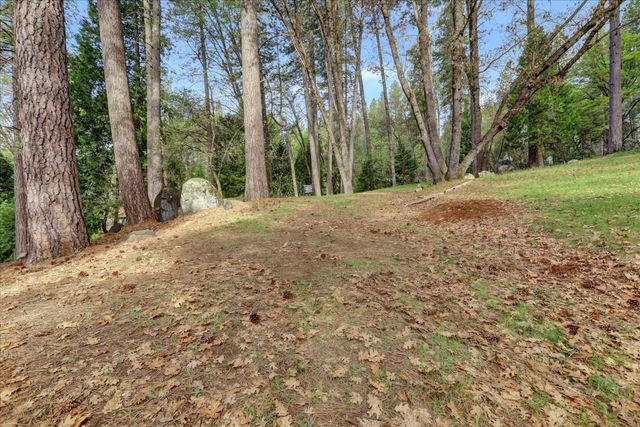 464 Monroe St, Nevada City, CA 95959