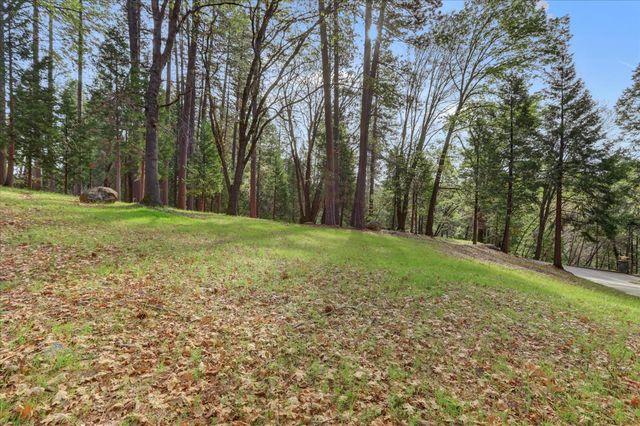 464 Monroe St, Nevada City, CA 95959