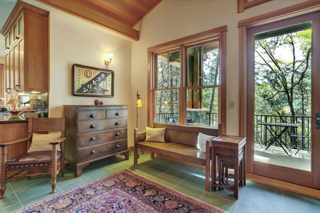 464 Monroe St, Nevada City, CA 95959