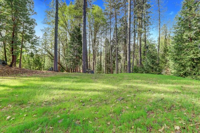 464 Monroe St, Nevada City, CA 95959