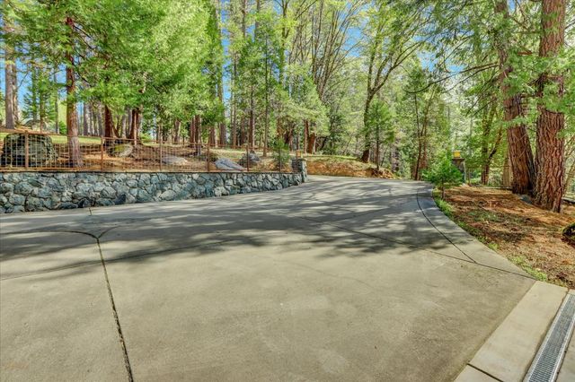 464 Monroe St, Nevada City, CA 95959
